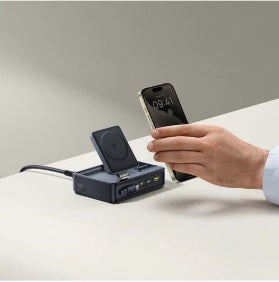 Baseus P10170902123-00 Nomos 5-in-1 Charging Hub – Qi2 15W, 2×USB-C 140W, USB-A 15W, Retractable