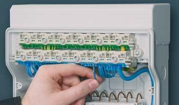 Πίνακας Διανομής Hensel KV 9236 36 Θέσεων IP65 – 63 A, Κλέμες FIXCONNECT® & Διάφανη Θύρα