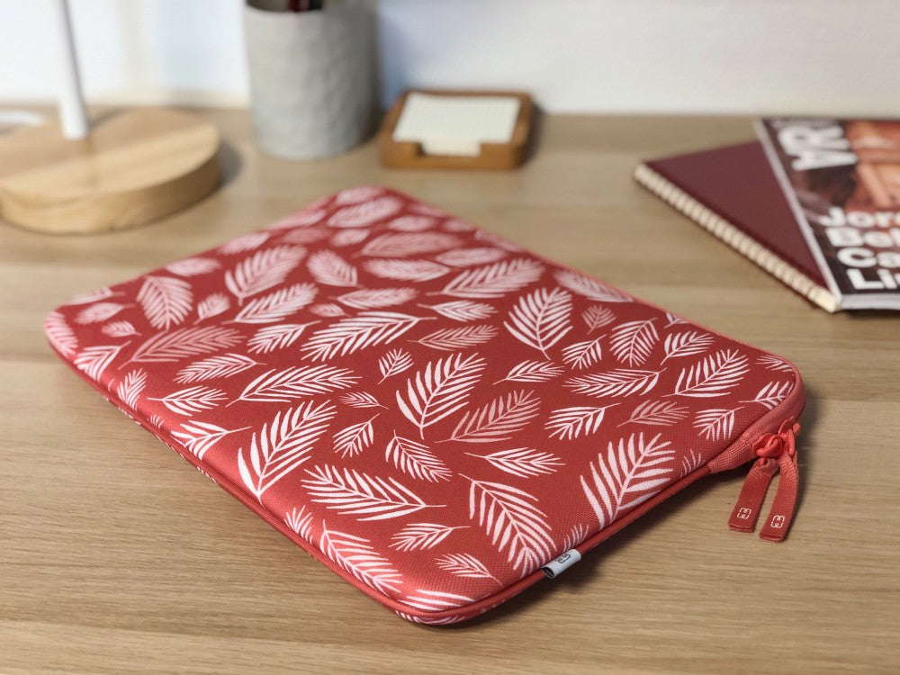 MW Basics ²Life Sleeve for MacBook Pro / Air 14" / Dell XPS / HP / Surface – Botanic Red – view 2