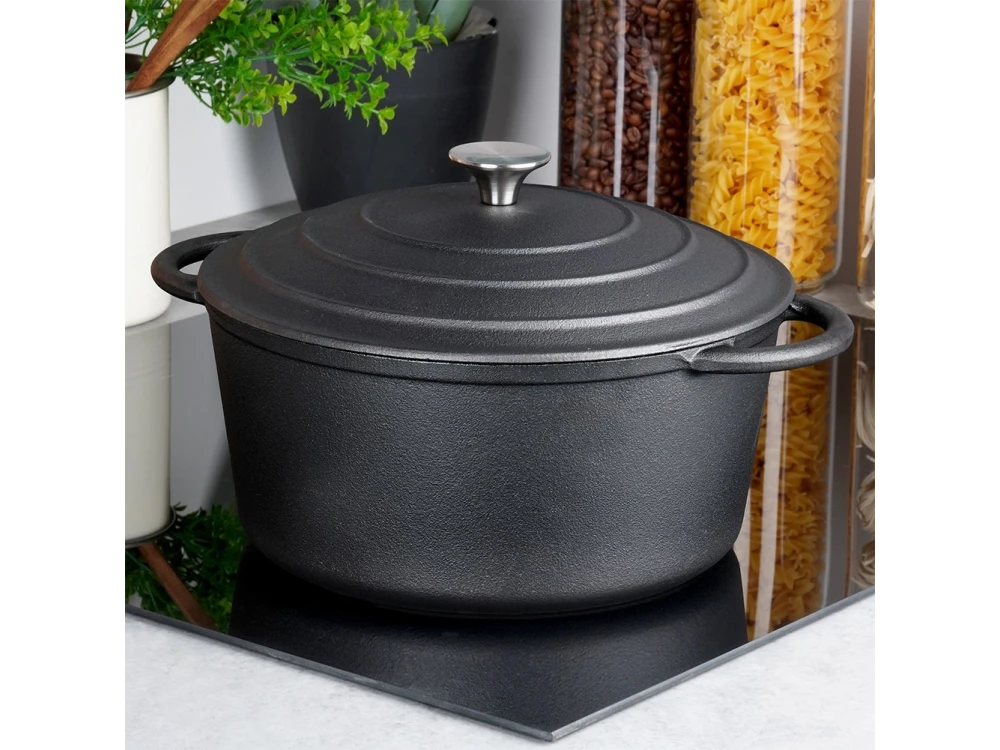 Vilde Cast Iron Pot with Lid 26cm – 5L Dutch Oven, Black – view 3