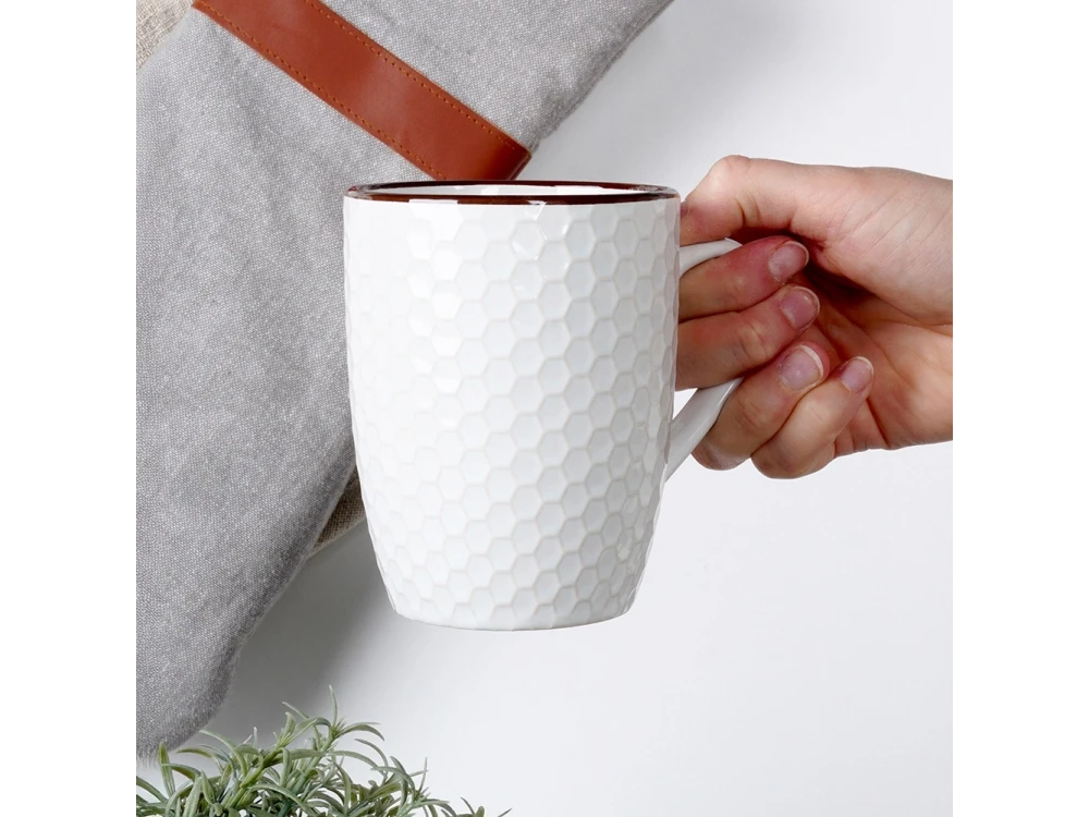Vilde Premium Ceramic Mugs White – Set of 4, 400ml, Embossed Design, Gift Box – view 3
