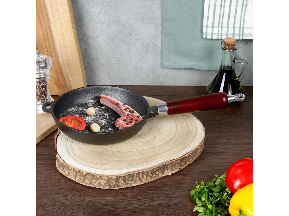Vilde Premium Cast Iron Skillet 20 cm – Wood Handle, All-Hob Compatible – view 9