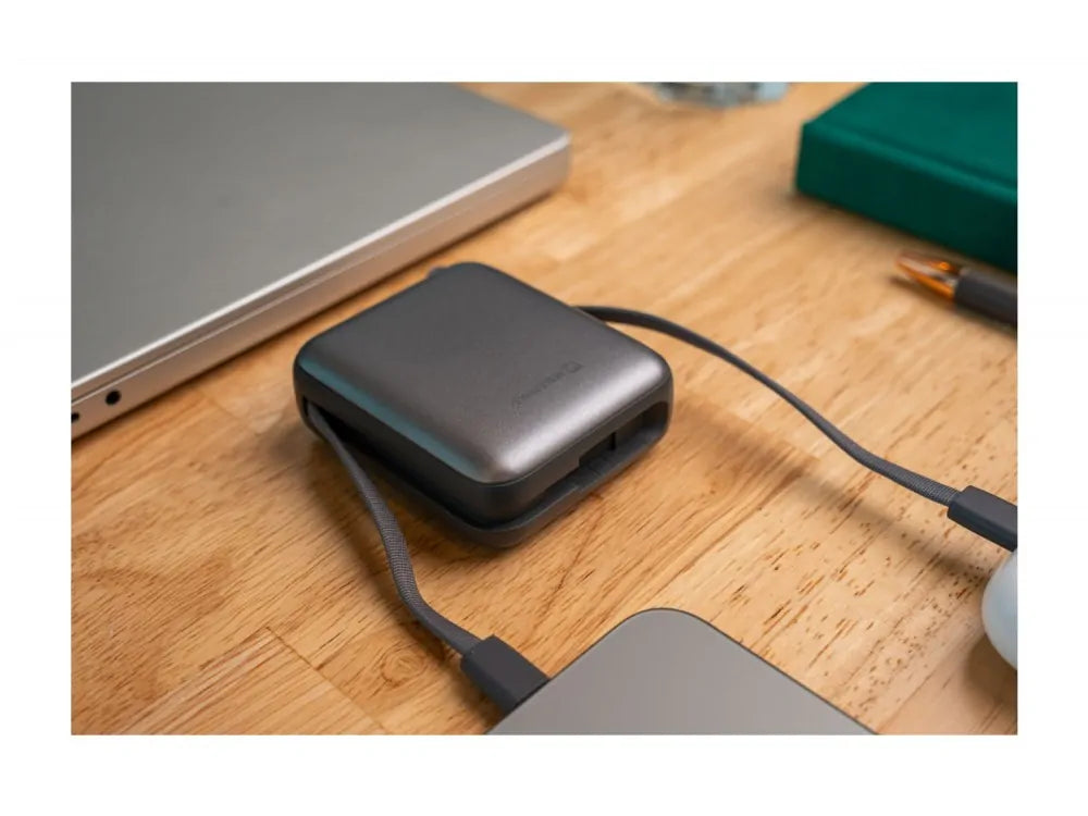 Swissten Space Power Bank 10000mAh 22.5W – Built-in USB-C & Lightning Cables, LCD, Silver – view 12