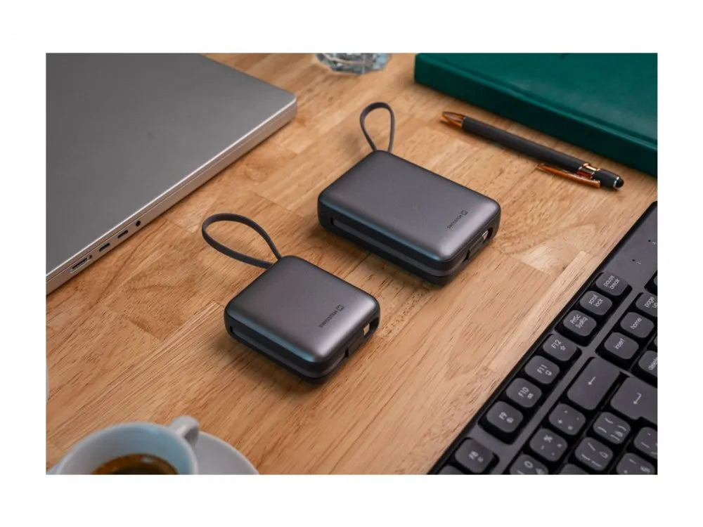 Swissten Space Power Bank 10000mAh 22.5W – Built-in USB-C & Lightning Cables, LCD, Silver – view 14